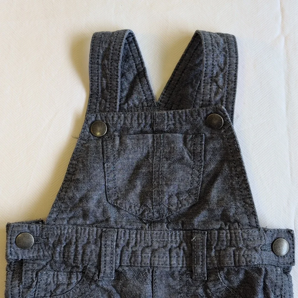 joe fresh chambray style denim overalls shorts cotton unisex 6-12 months baby - Picture 2 of 7